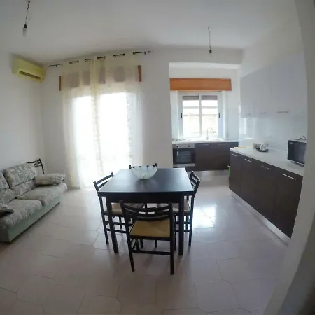 Apartment 500m From The Sea