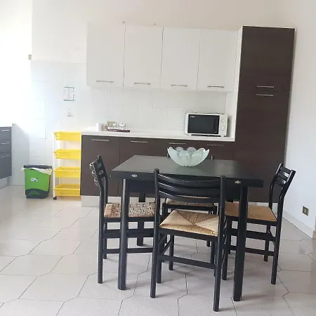 500m From The Sea Apartman